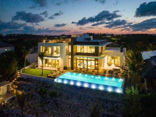 Harbour Island ,  18&nbsp;400&nbsp;000 &euro;