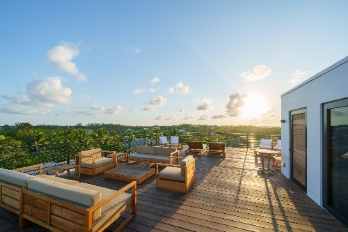 Harbour Island ,  18&nbsp;400&nbsp;000 &euro;