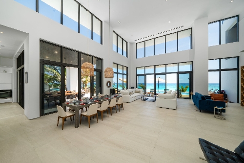 Harbour Island ,  18&nbsp;400&nbsp;000 &euro;