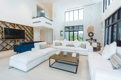 Harbour Island ,  18&nbsp;400&nbsp;000 &euro;