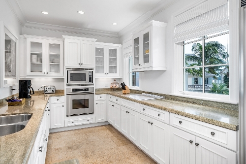 Great Exuma,   1 079 000 €