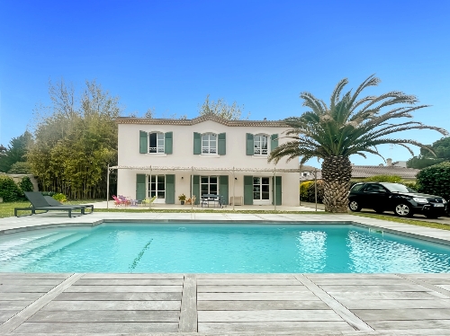 BRUGES,   1&nbsp;008&nbsp;000 &euro;