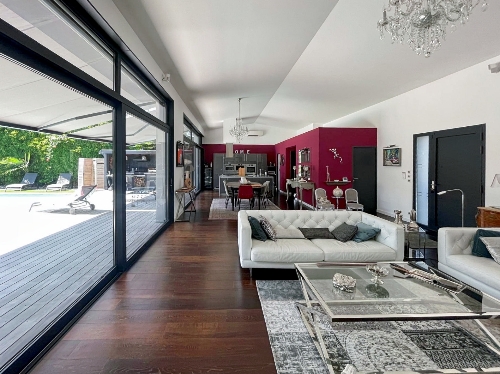 BRUGES,   1 357 000 €