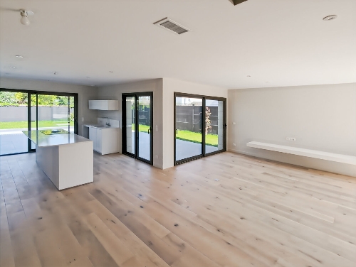 BRUGES,    989&nbsp;000 &euro;