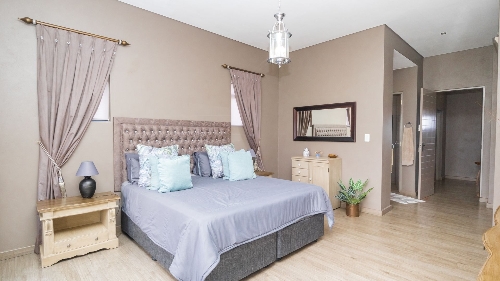 Hartbeespoort,    685&nbsp;000 &euro;