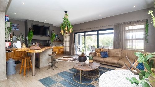 Hartbeespoort,    685&nbsp;000 &euro;