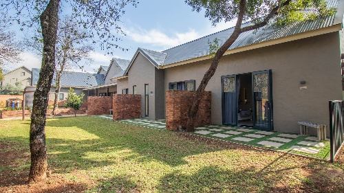 Hartbeespoort,    640 000 €