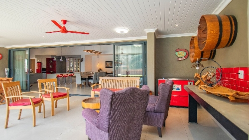 Hartbeespoort,    640 000 €