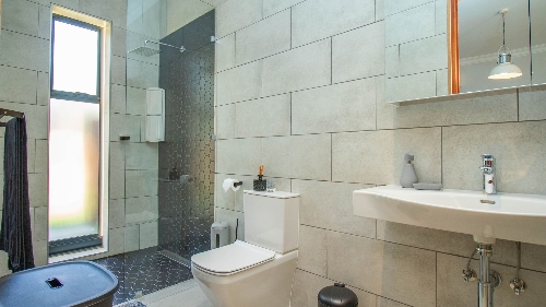 Hartbeespoort,    640&nbsp;000 &euro;