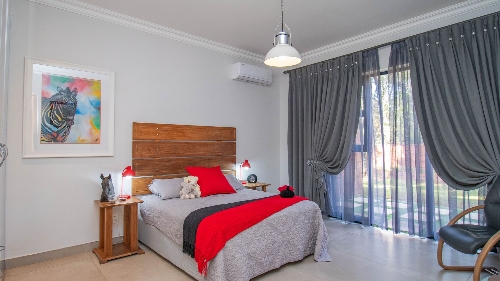 Hartbeespoort,    640&nbsp;000 &euro;