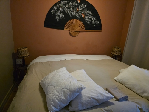 George,    707&nbsp;000 &euro;