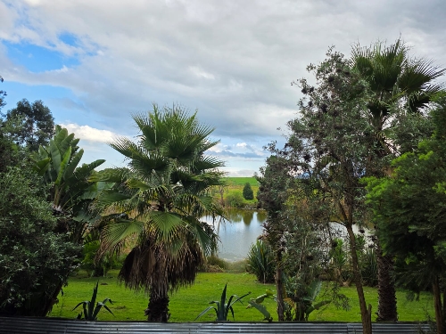 George,    707&nbsp;000 &euro;