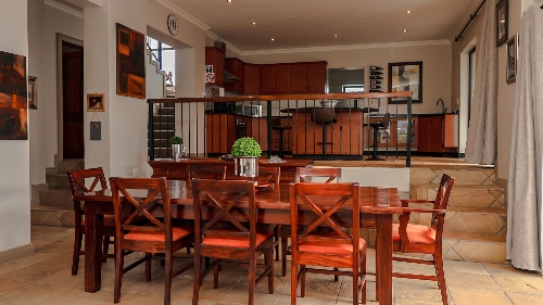 George,    531&nbsp;000 &euro;