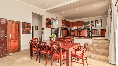 George,    531&nbsp;000 &euro;