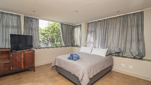 George,    960&nbsp;000 &euro;