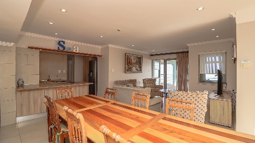 George,    960&nbsp;000 &euro;