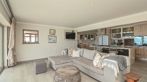 George,    960&nbsp;000 &euro;