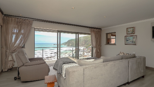 George,    960&nbsp;000 &euro;