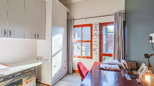 Hartbeespoort,    280&nbsp;000 &euro;