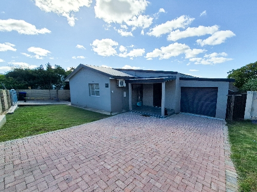 Jeffrey's Bay,    240&nbsp;000 &euro;
