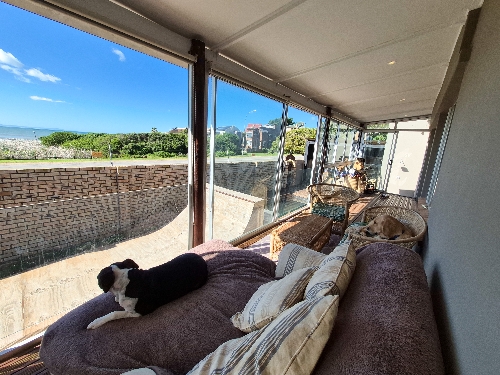 Jeffrey's Bay,    240&nbsp;000 &euro;