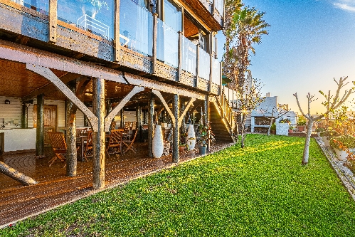 Cape Town,   1&nbsp;607&nbsp;000 &euro;
