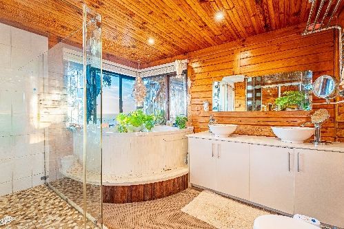 Cape Town,   1&nbsp;607&nbsp;000 &euro;