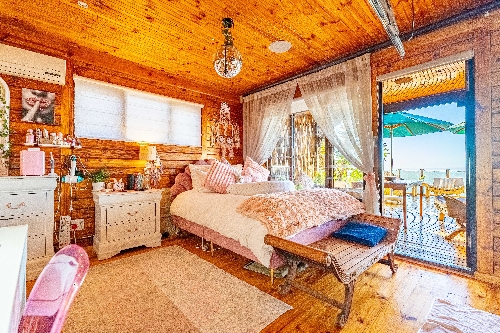 Cape Town,   1&nbsp;607&nbsp;000 &euro;