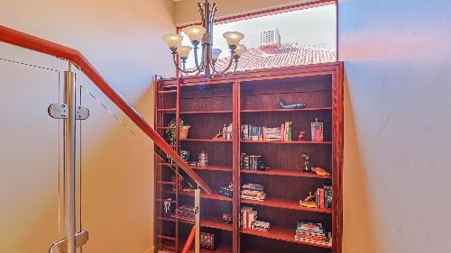 Hartbeespoort,    360&nbsp;000 &euro;