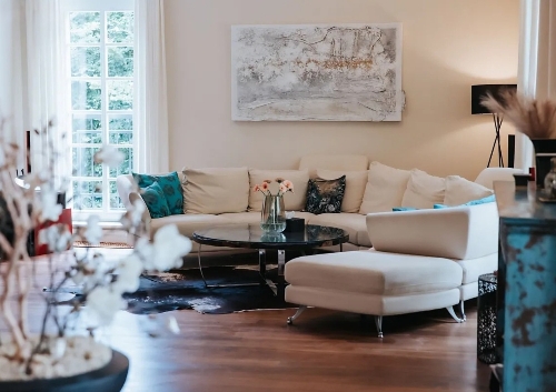 Prague,   4&nbsp;200&nbsp;000 &euro;