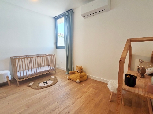 BIZANOS,    601&nbsp;350 &euro;