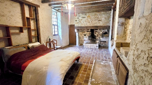 JURANCON,    360&nbsp;400 &euro;
