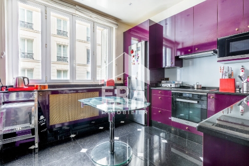 paris,   1&nbsp;942&nbsp;030 &euro;