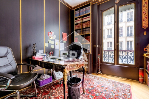 paris,   1&nbsp;942&nbsp;030 &euro;