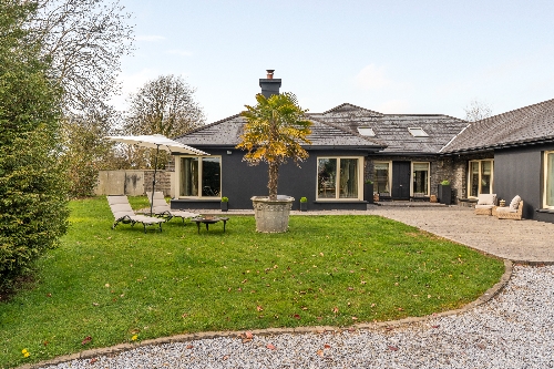 Cork,    950&nbsp;000 &euro;