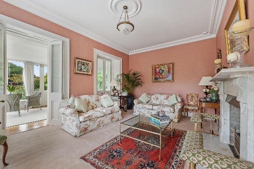 Cork,   1&nbsp;450&nbsp;000 &euro;