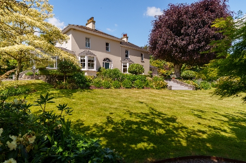 Cork,   1&nbsp;450&nbsp;000 &euro;