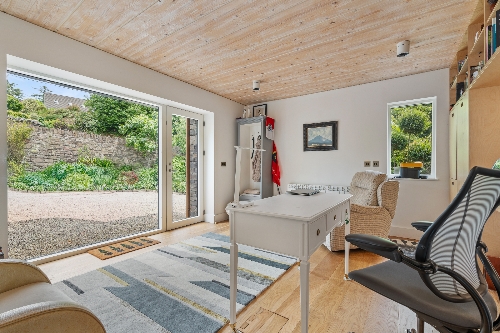 Cork,   1 450 000 €