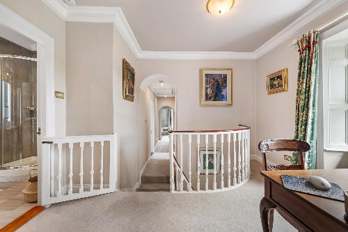 Cork,   1&nbsp;450&nbsp;000 &euro;