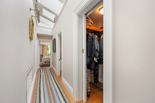 Cork,   1&nbsp;450&nbsp;000 &euro;