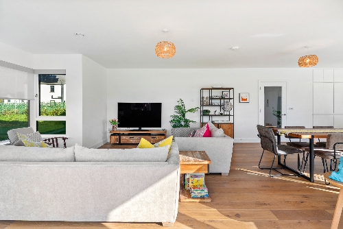 Cork,   1&nbsp;150&nbsp;000 &euro;