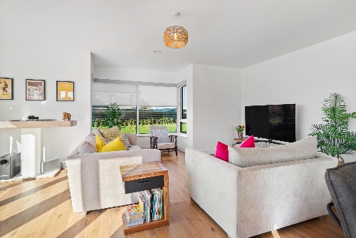 Cork,   1&nbsp;150&nbsp;000 &euro;