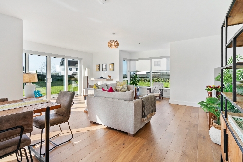 Cork,   1&nbsp;150&nbsp;000 &euro;