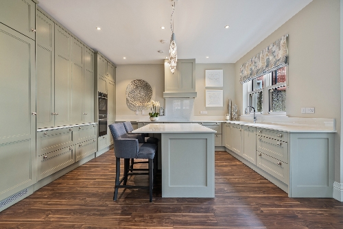 Cork,   1&nbsp;500&nbsp;000 &euro;