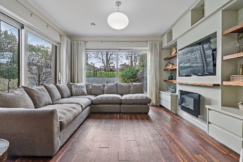 Cork,   1&nbsp;500&nbsp;000 &euro;