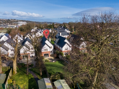 Cork,   1&nbsp;500&nbsp;000 &euro;