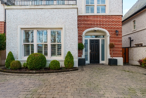 Cork,   1&nbsp;500&nbsp;000 &euro;