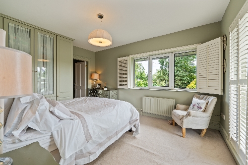 Cork,   1&nbsp;300&nbsp;000 &euro;