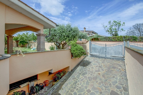 Pomezia,    465&nbsp;000 &euro;