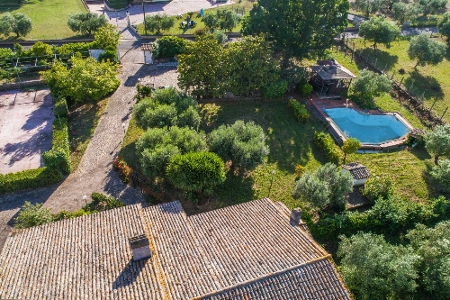 Velletri,    380&nbsp;000 &euro;